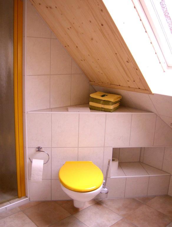 Gaestezimmer Am Maerchenbrunnen دريسدن الغرفة الصورة