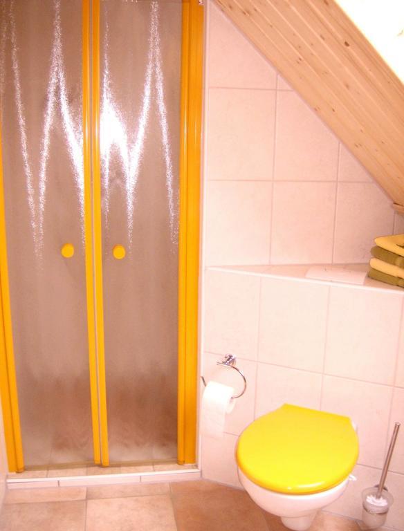 Gaestezimmer Am Maerchenbrunnen دريسدن الغرفة الصورة